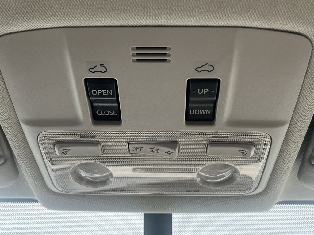 2015 Toyota Rav4 Image 24