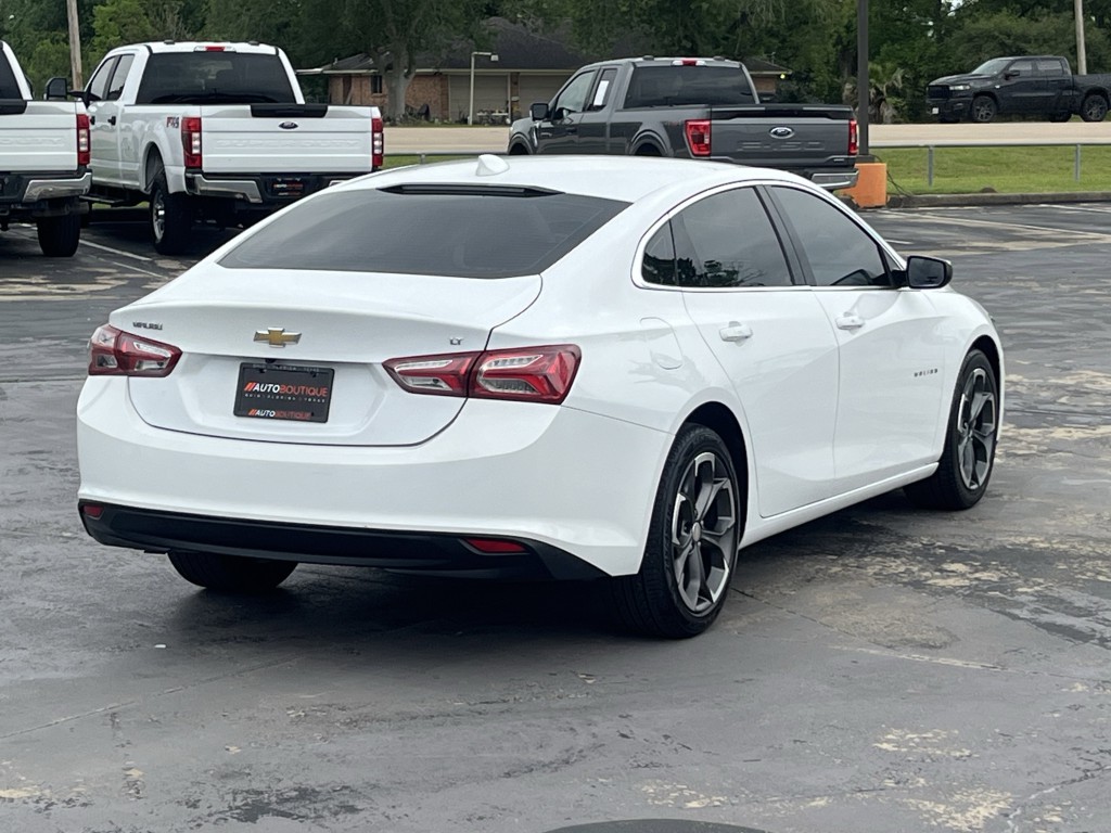 2022 Chevrolet Malibu Image 9