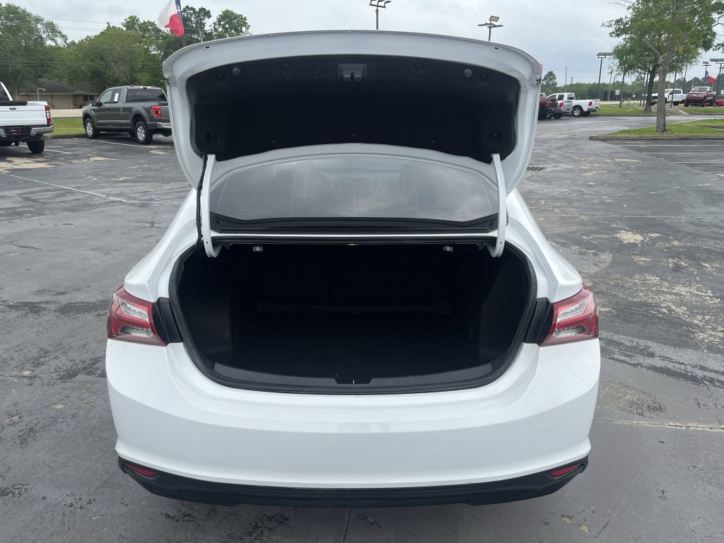 2022 Chevrolet Malibu Image 11