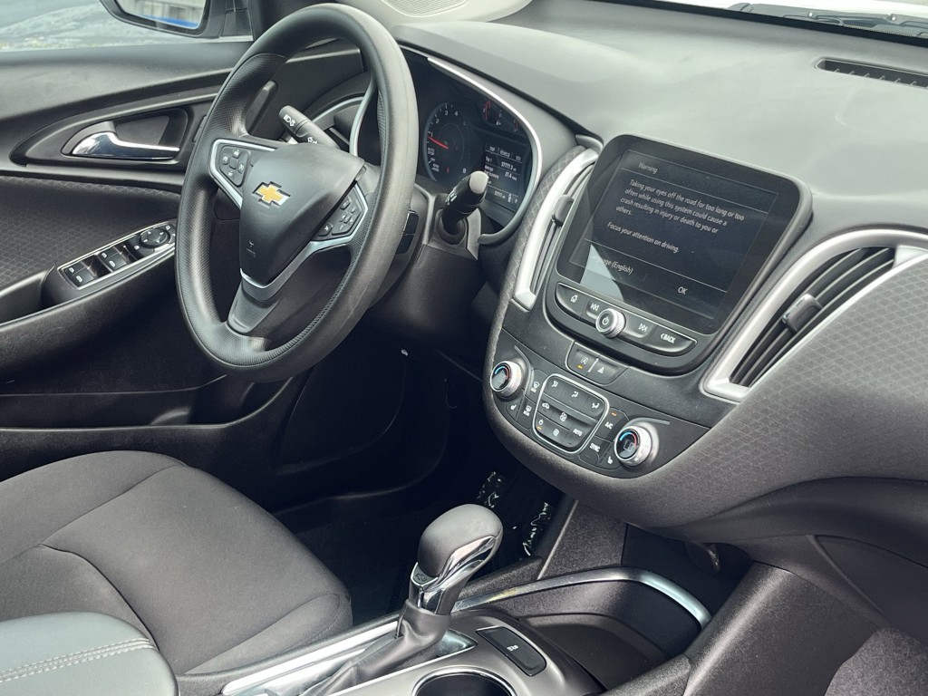 2022 Chevrolet Malibu Image 15
