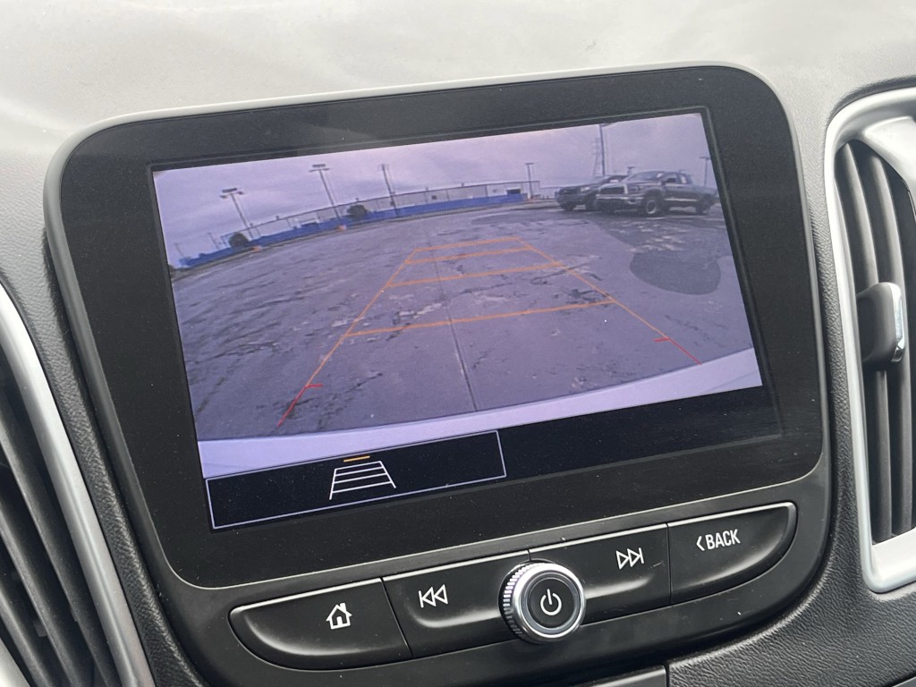 2022 Chevrolet Malibu Image 22