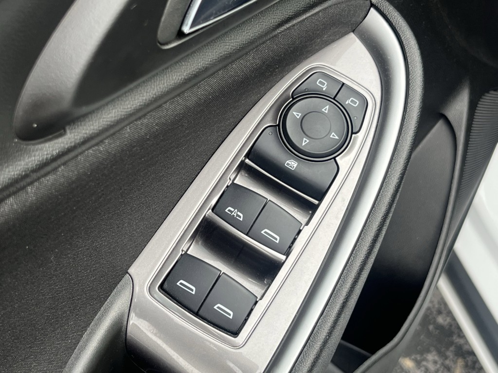 2022 Chevrolet Malibu Image 25