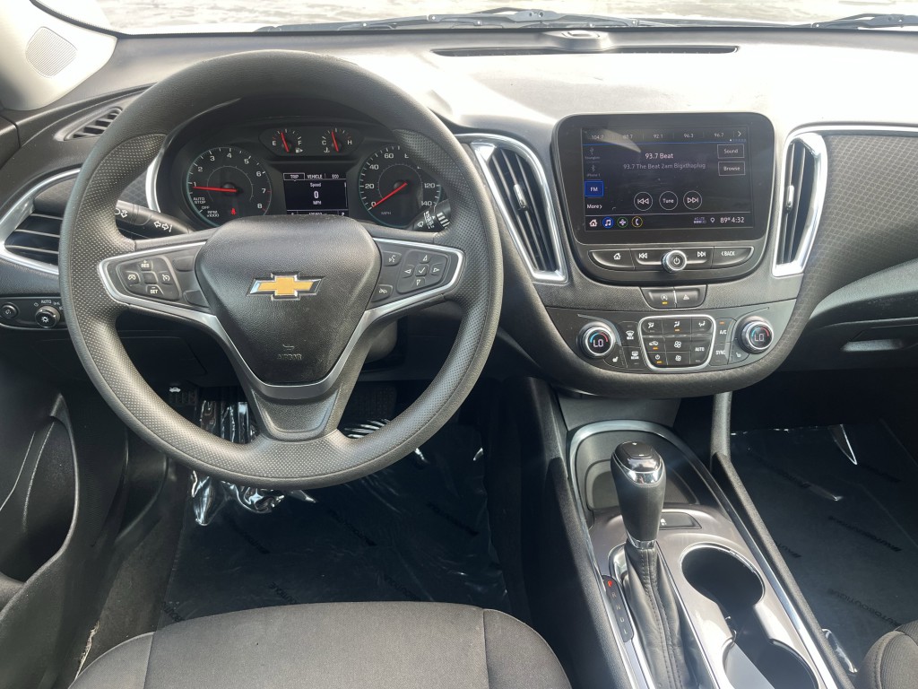 2020 Chevrolet Malibu Image 16