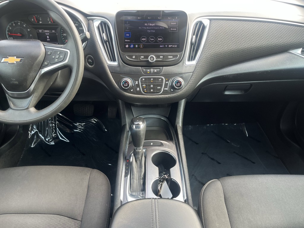 2020 Chevrolet Malibu Image 24