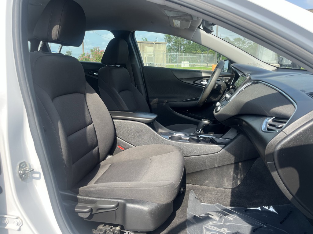 2020 Chevrolet Malibu Image 29