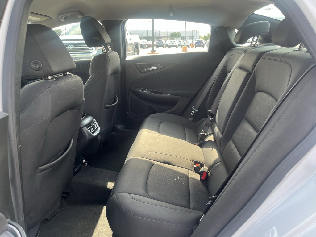 2020 Chevrolet Malibu Image 30