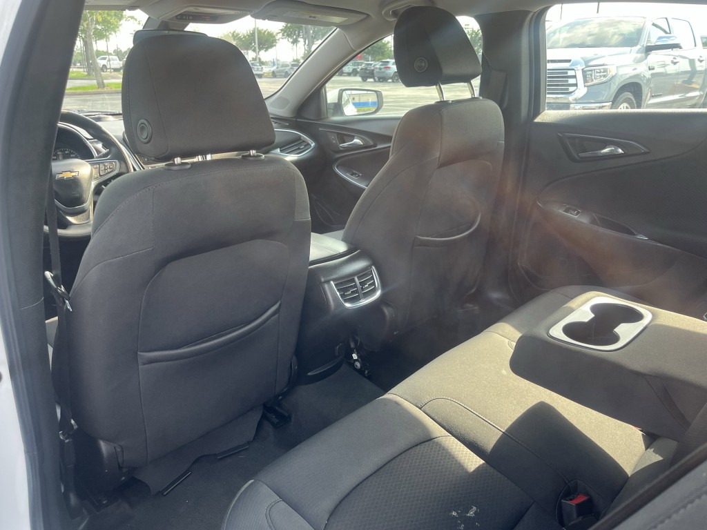 2020 Chevrolet Malibu Image 31