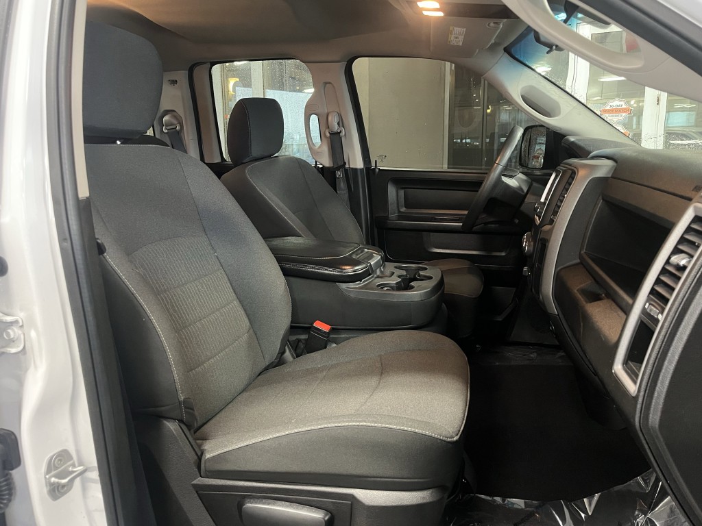 2022 RAM 1500 Image 24