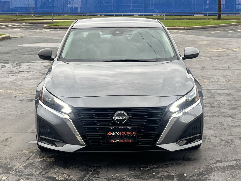 2024 Nissan Altima Image 6