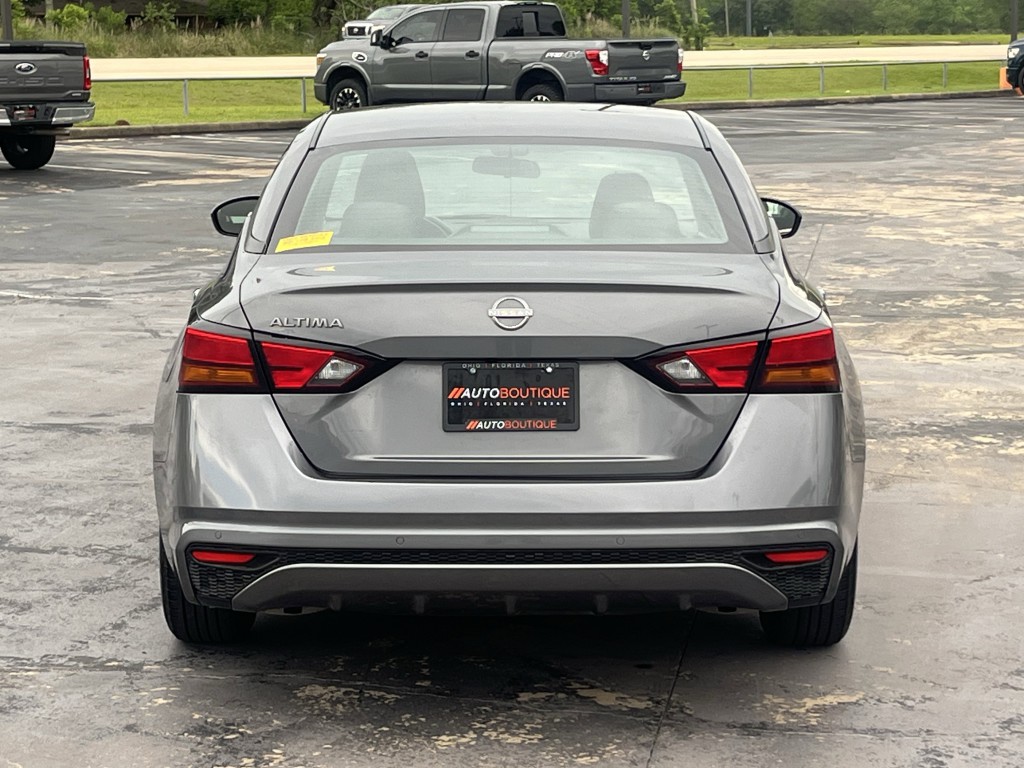 2024 Nissan Altima Image 7