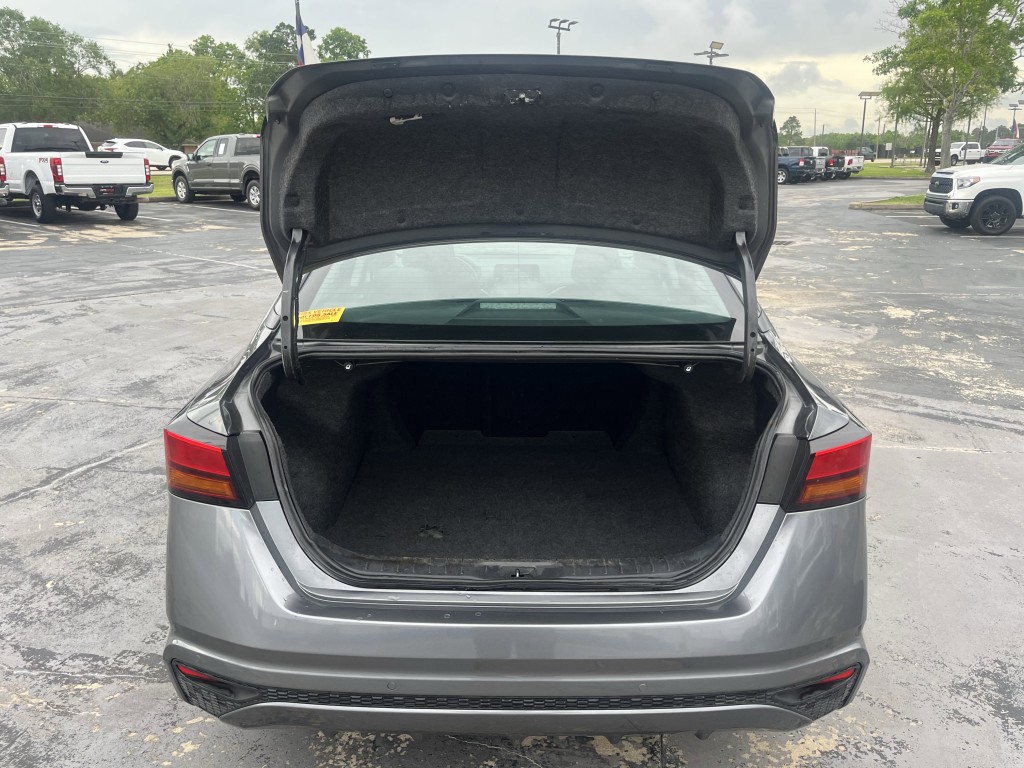 2024 Nissan Altima Image 11