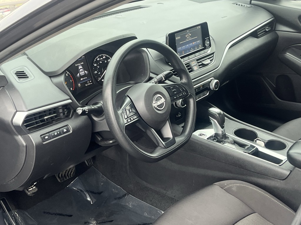 2024 Nissan Altima Image 14