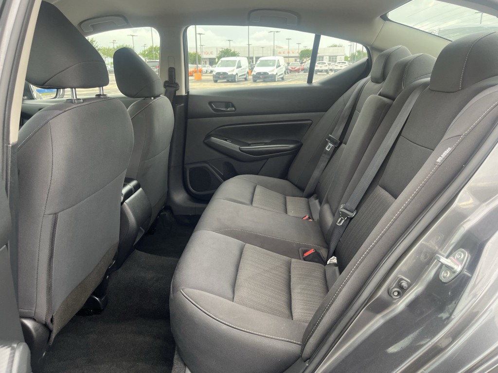 2024 Nissan Altima Image 28