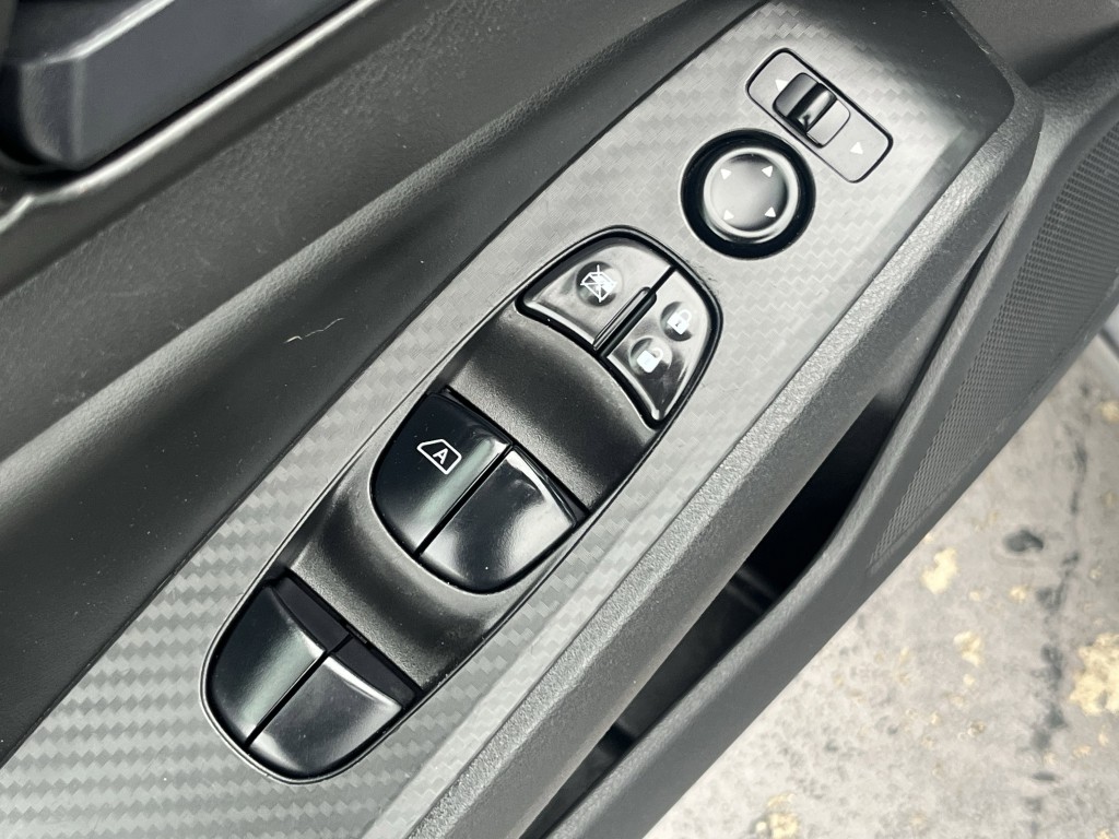 2024 Nissan Altima Image 30
