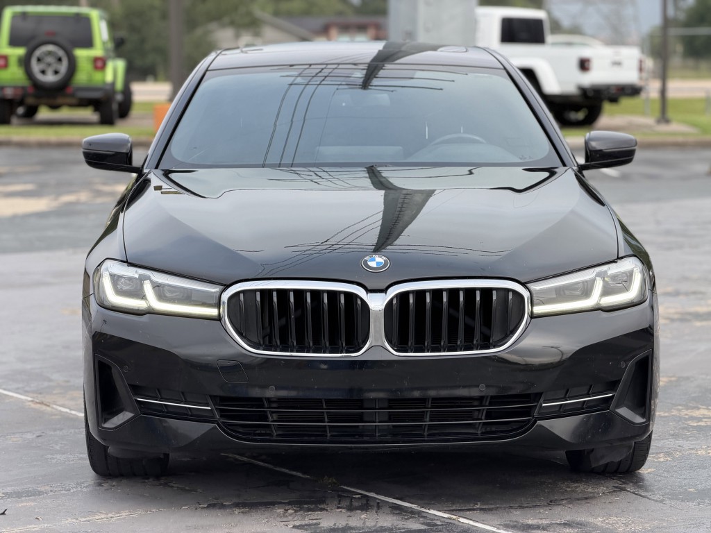 2021 BMW 5 Series Image 6