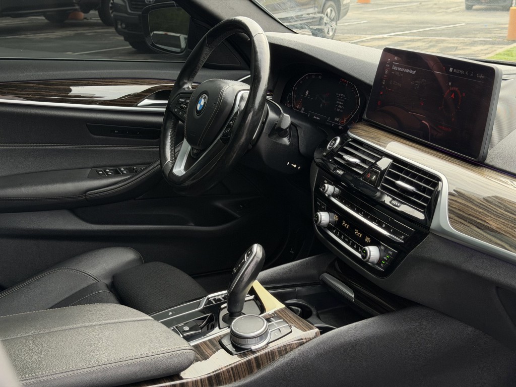 2021 BMW 5 Series Image 13