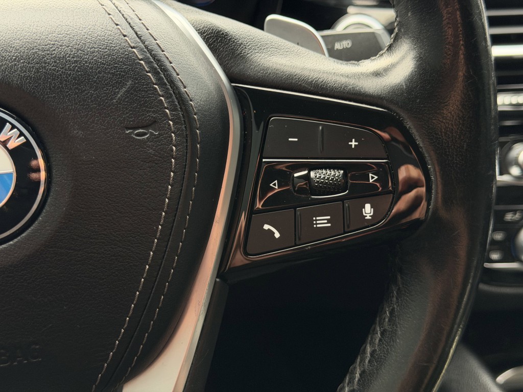 2021 BMW 5 Series Image 17