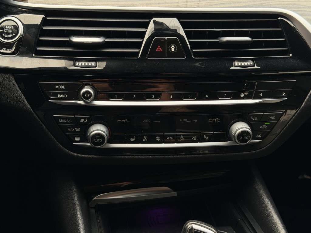 2021 BMW 5 Series Image 21