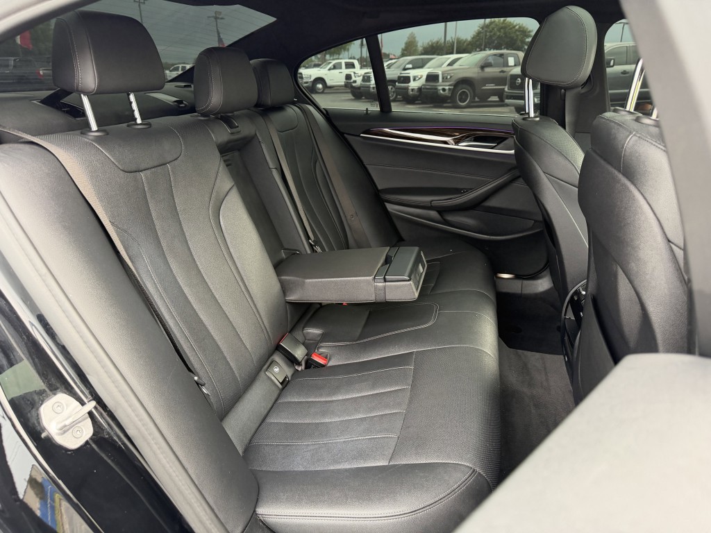 2021 BMW 5 Series Image 29