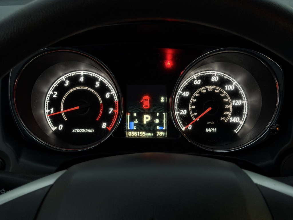 2022 Mitsubishi Outlander Image 12