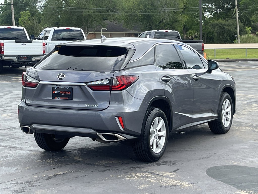 2017 Lexus RX Image 9