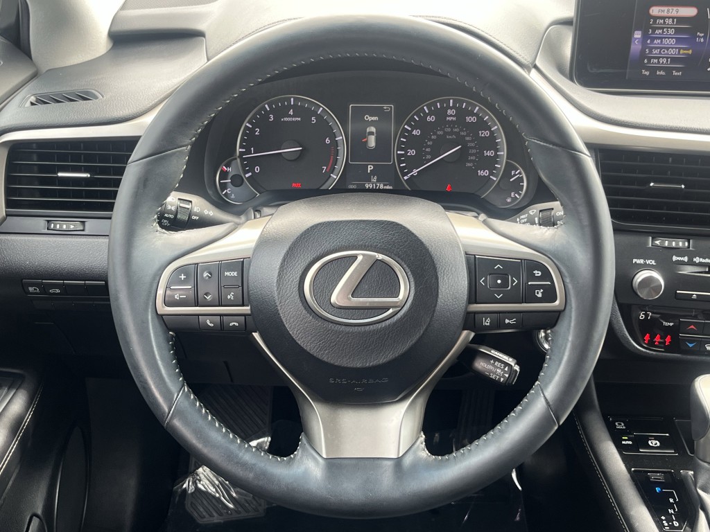 2017 Lexus RX Image 10