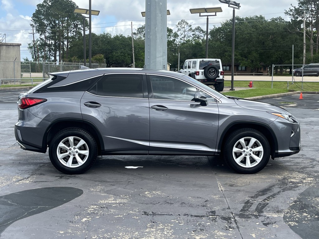2017 Lexus RX Image 11