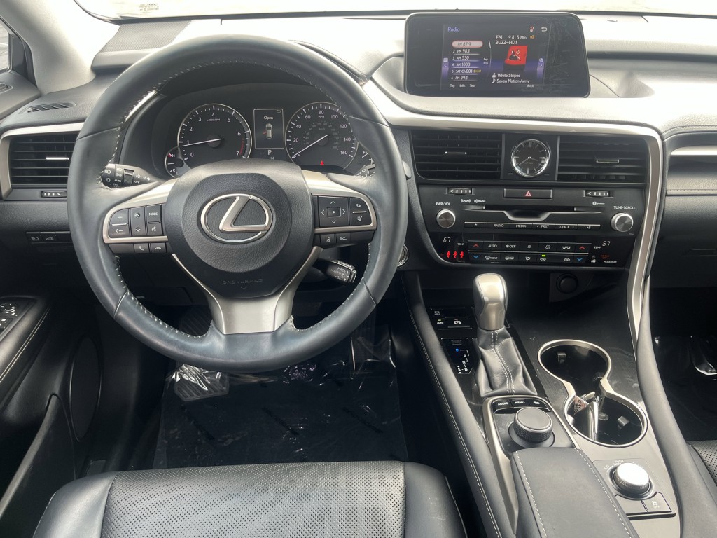 2017 Lexus RX Image 17