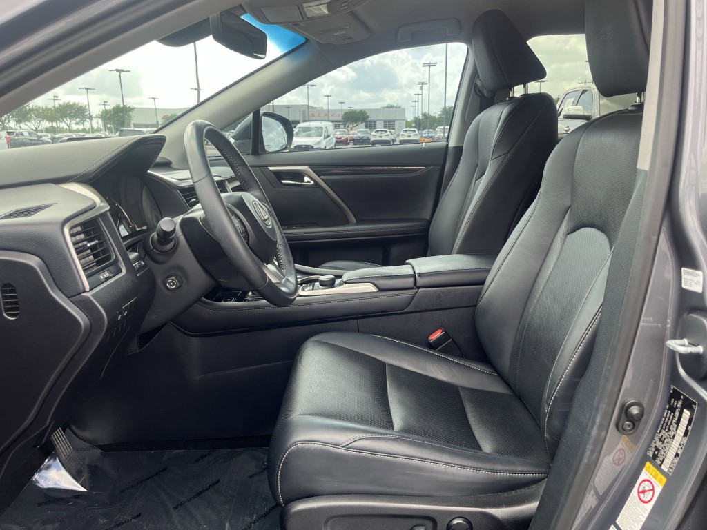 2017 Lexus RX Image 29