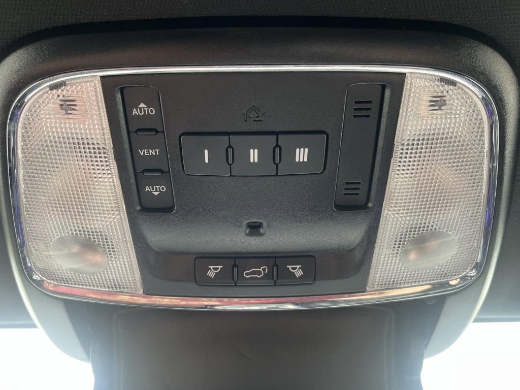 2020 Jeep Grand Cherokee Image 24