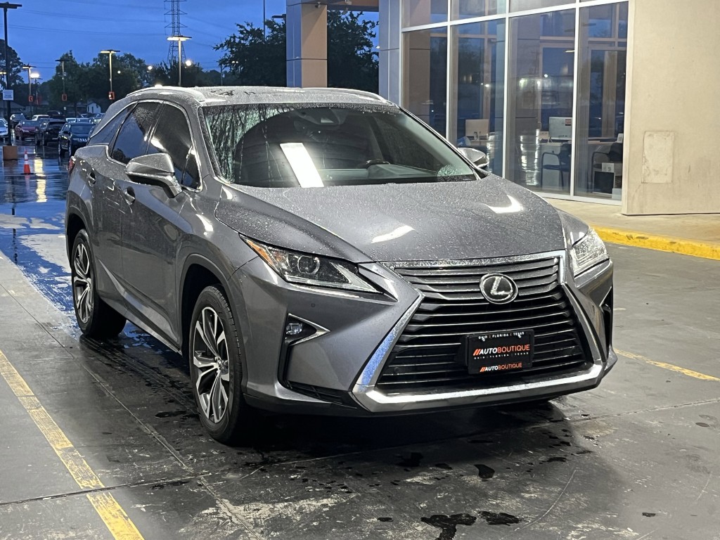 2018 Lexus RX Image 3