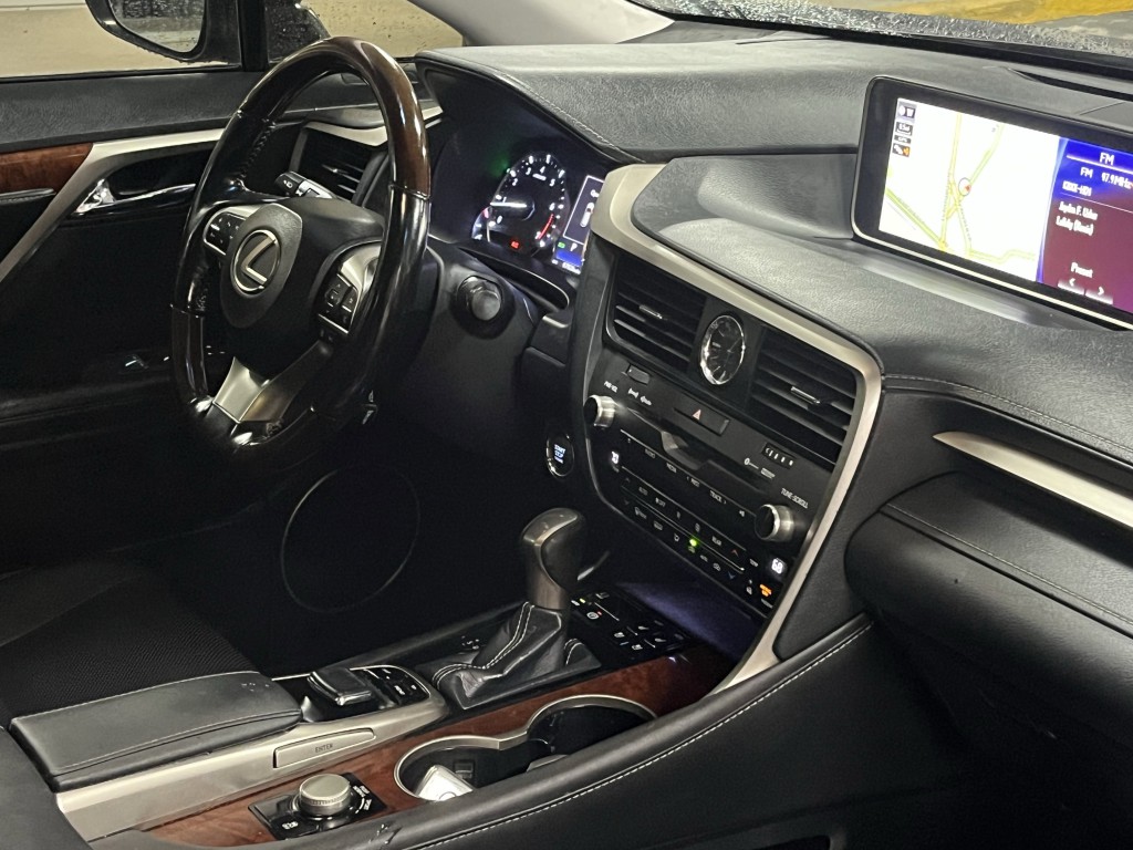 2018 Lexus RX Image 13