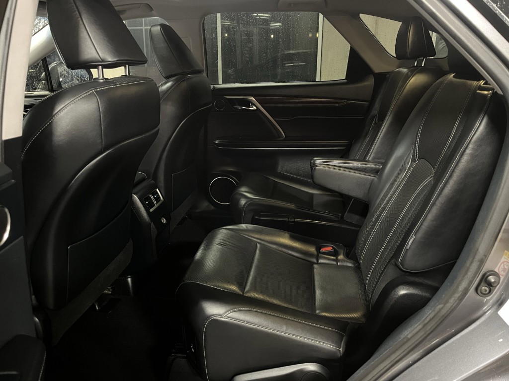 2018 Lexus RX Image 28