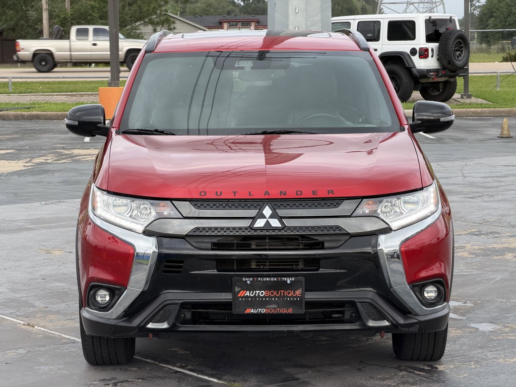 2020 Mitsubishi Outlander Image 6