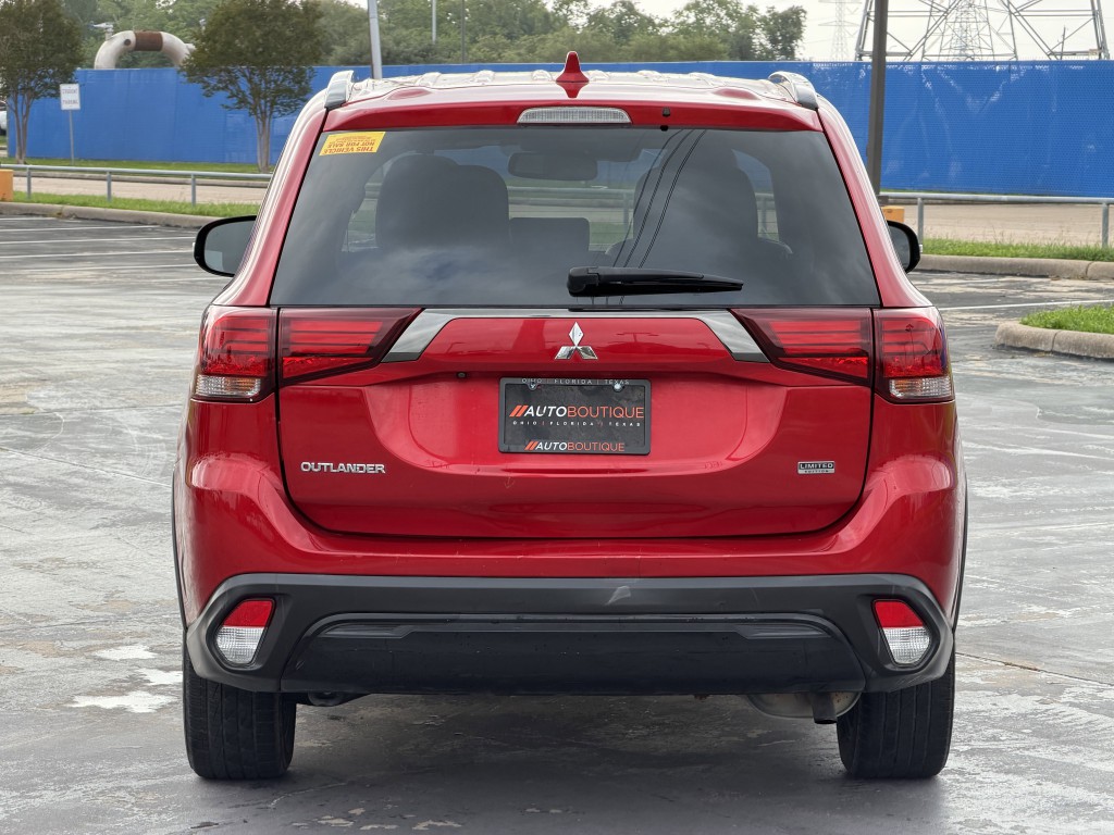2020 Mitsubishi Outlander Image 7