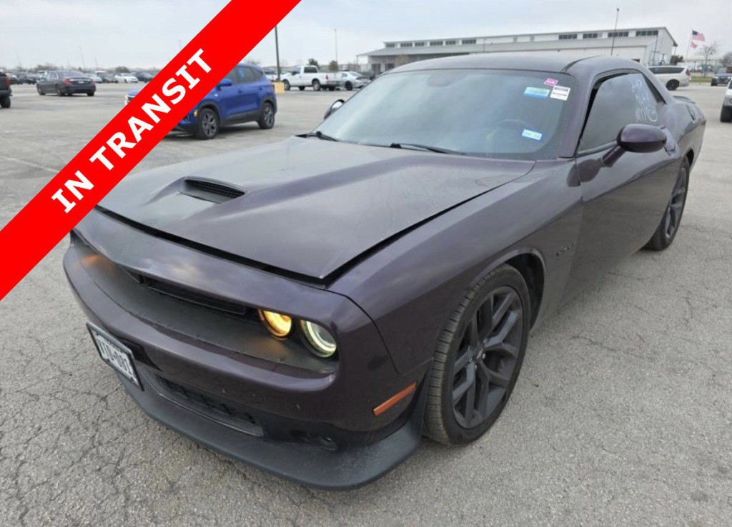 2021 Dodge Challenger Image 1