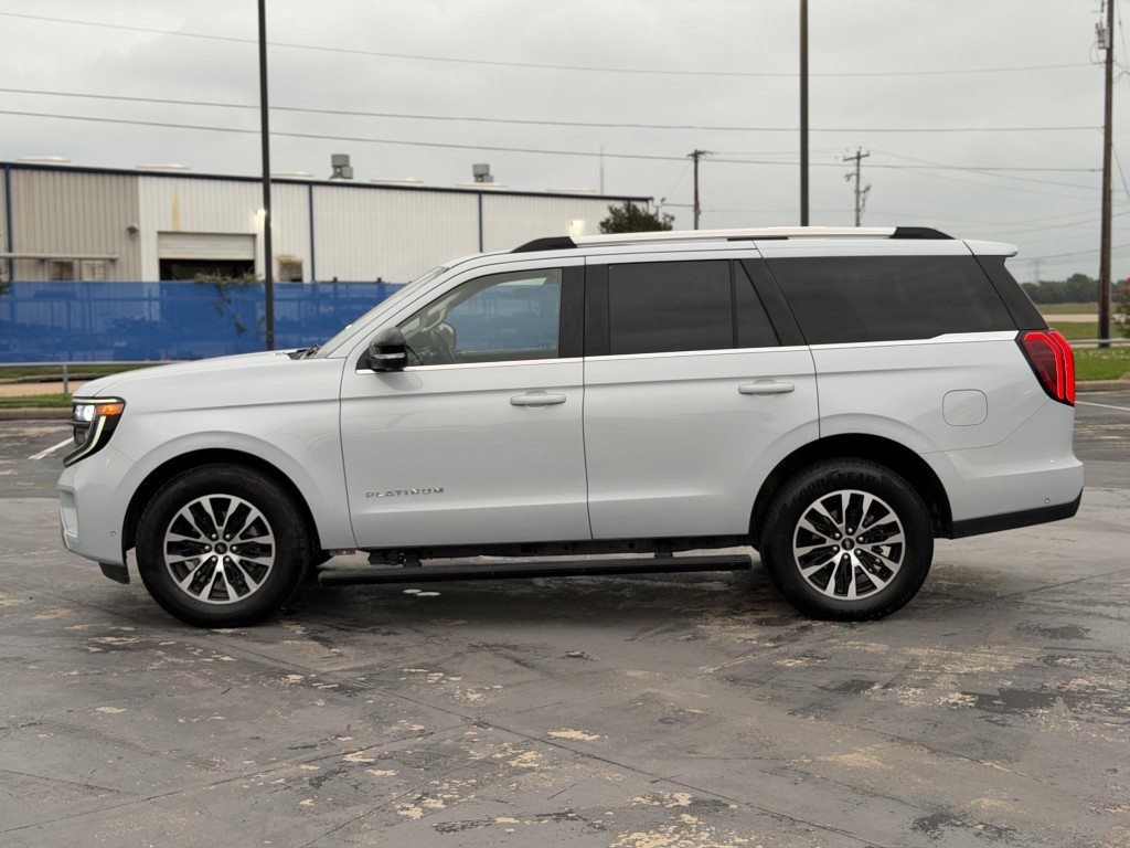 2025 Ford Expedition Image 10