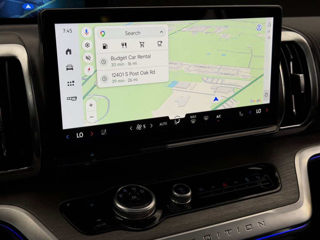 2025 Ford Expedition Image 18
