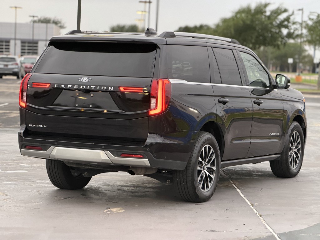 2025 Ford Expedition Image 10