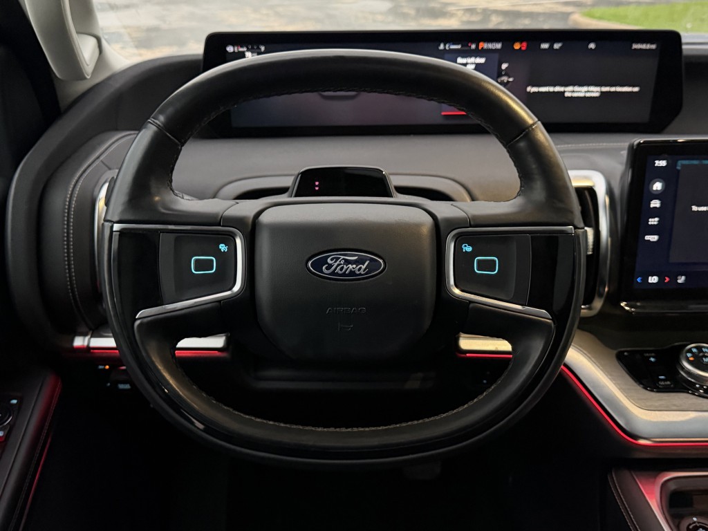2025 Ford Expedition Image 16