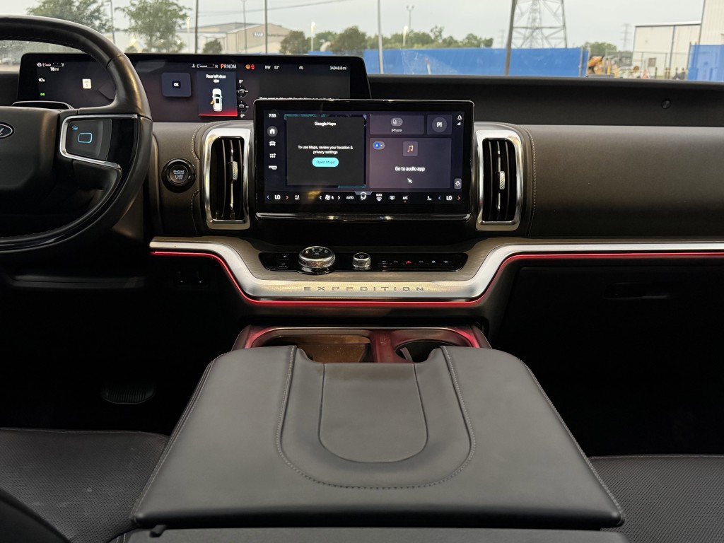 2025 Ford Expedition Image 19