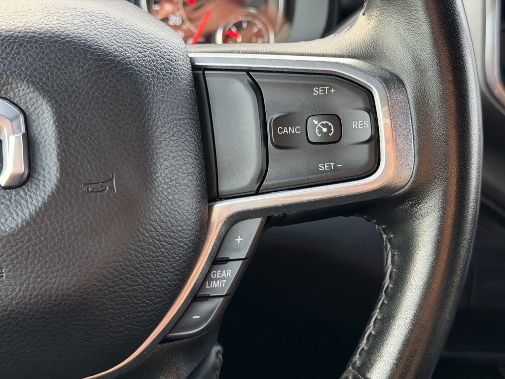 2024 RAM 3500 Image 17