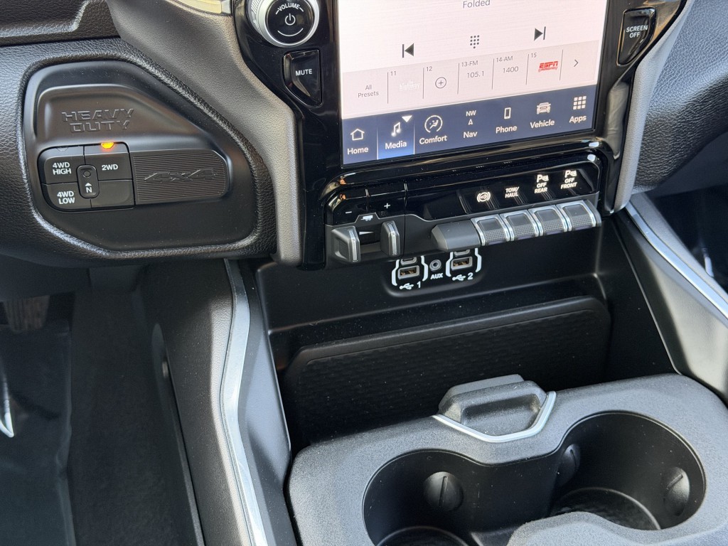 2024 RAM 3500 Image 22