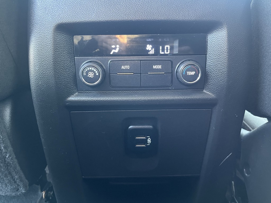 2018 Chevrolet Traverse Image 27