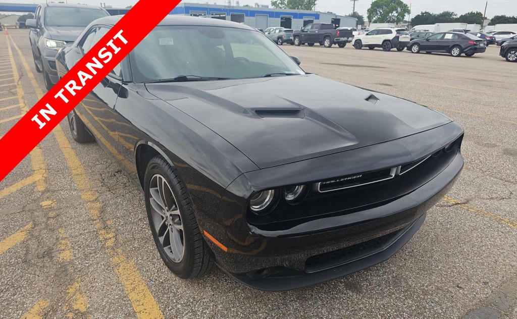 2019 Dodge Challenger Image 5