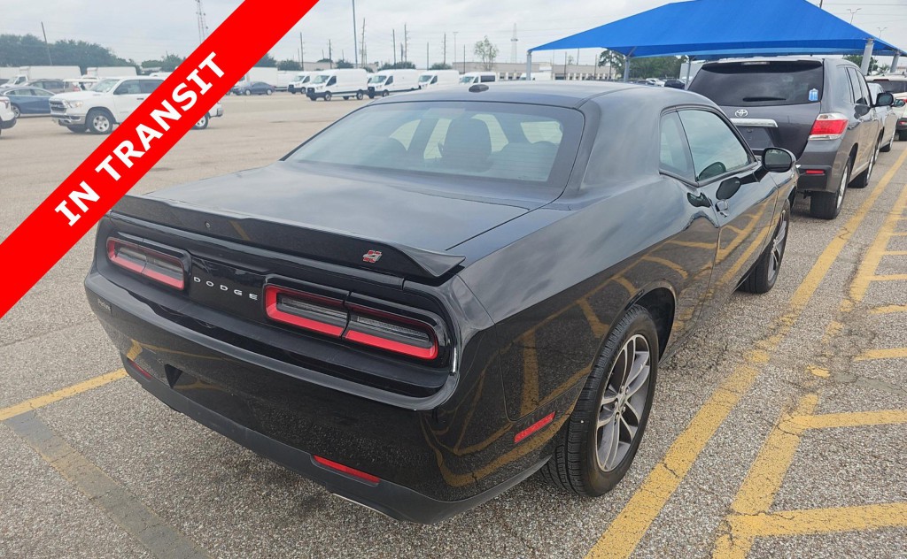 2019 Dodge Challenger Image 6