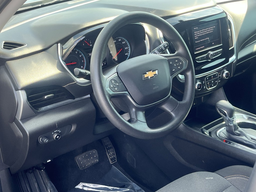 2021 Chevrolet Traverse Image 14