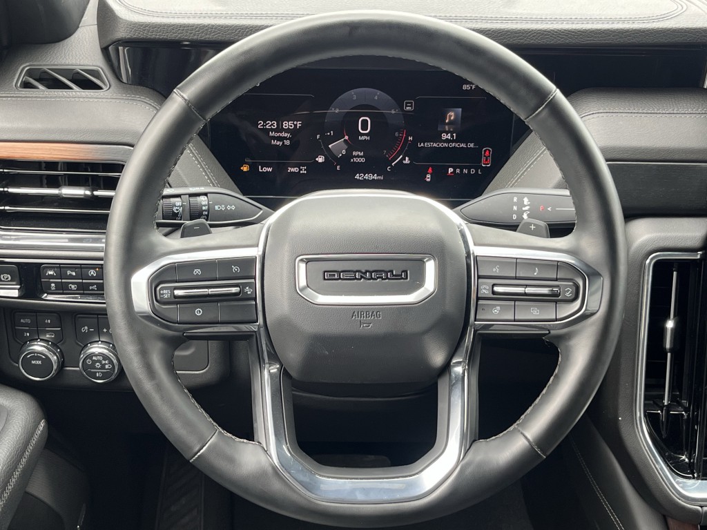 2025 GMC Yukon Image 18