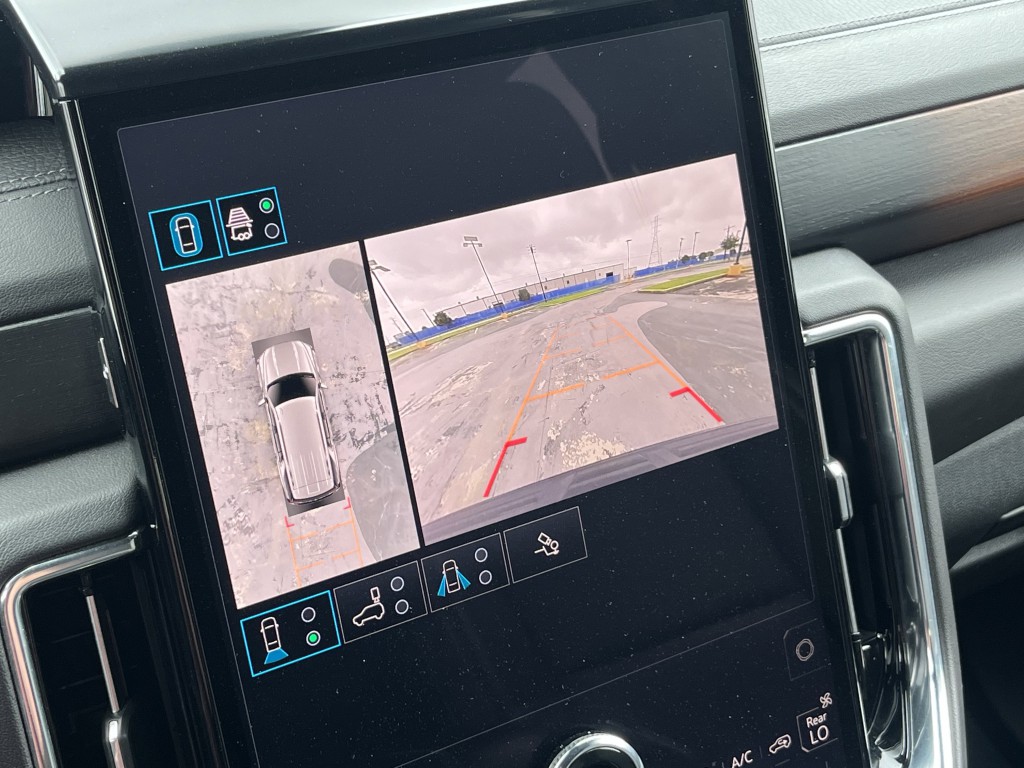 2025 GMC Yukon Image 23