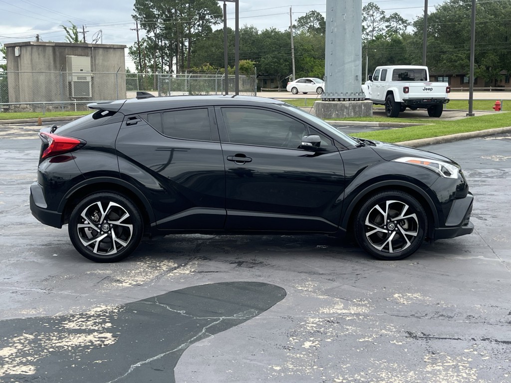 2019 Toyota C-HR Image 10